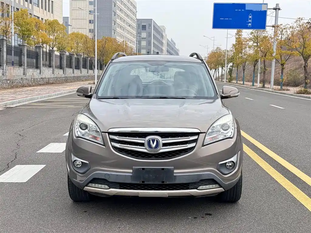 CHANGAN CS35