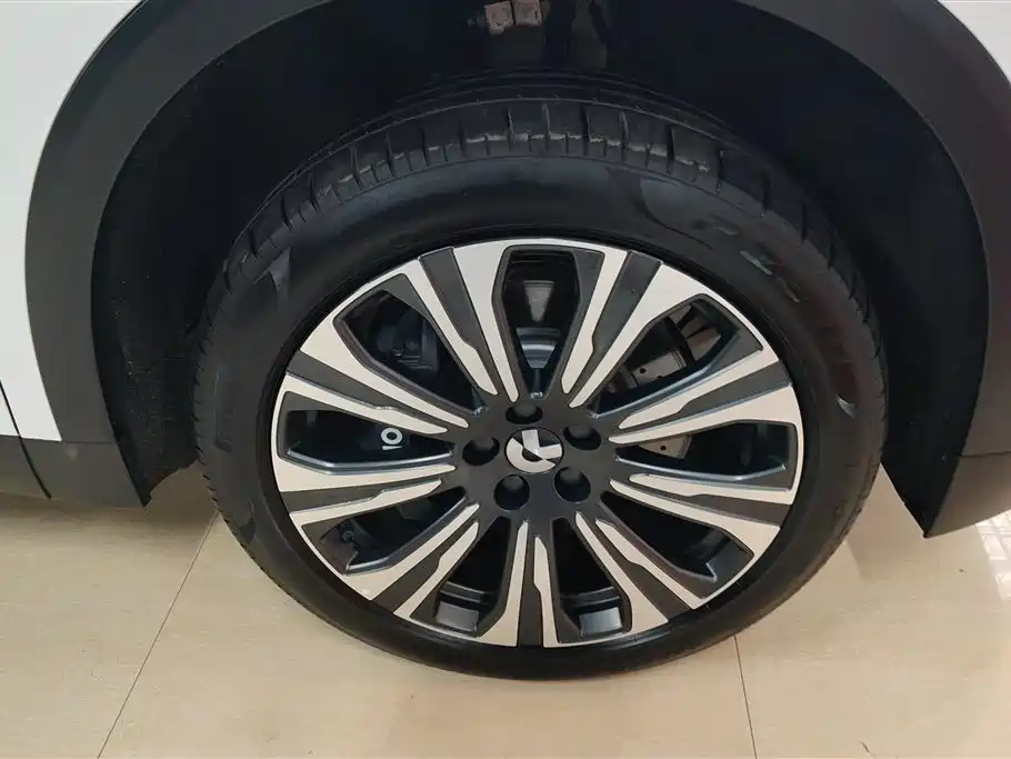 NIO ES8 2024 75kWh
