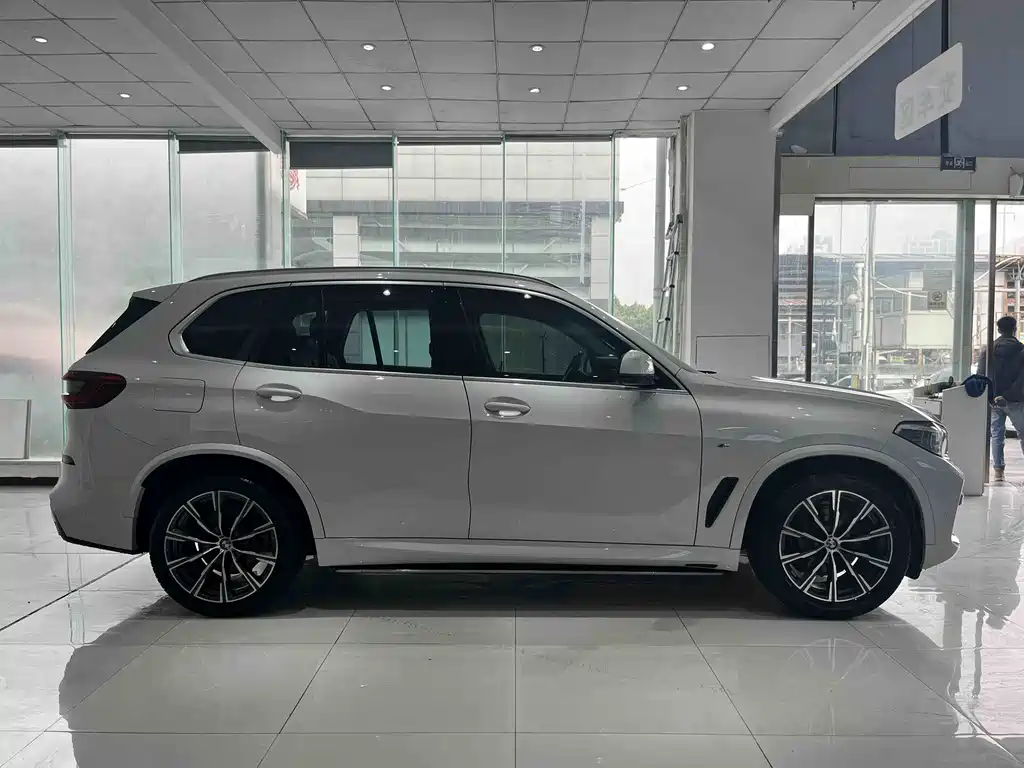 BMW X5 2019 xDrive40i M Sport