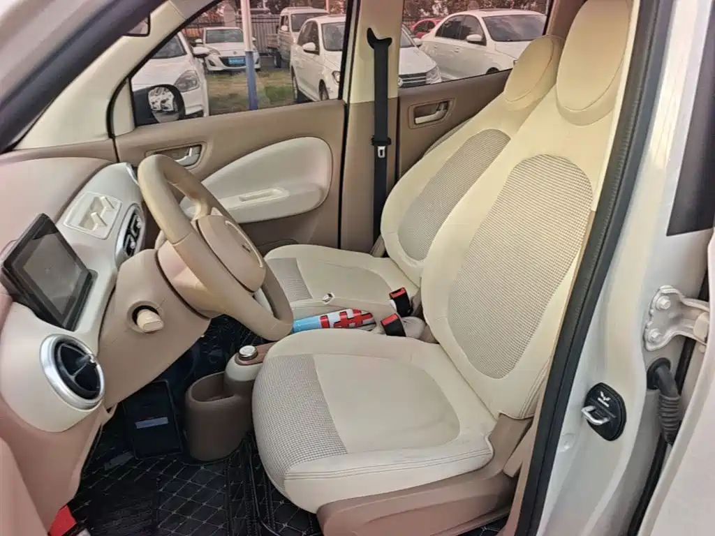 Wuling MINIEV — миниатюра 15