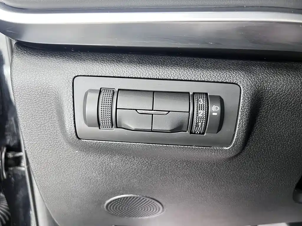 Chery Tiggo 8 8 2022 1.5TCI AT 5 мест