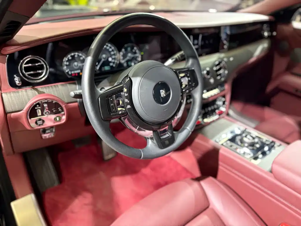 Rolls-Royce Ghost — миниатюра 11