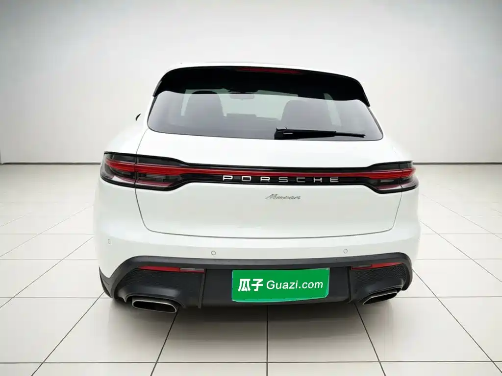 Porsche Macan — миниатюра 5