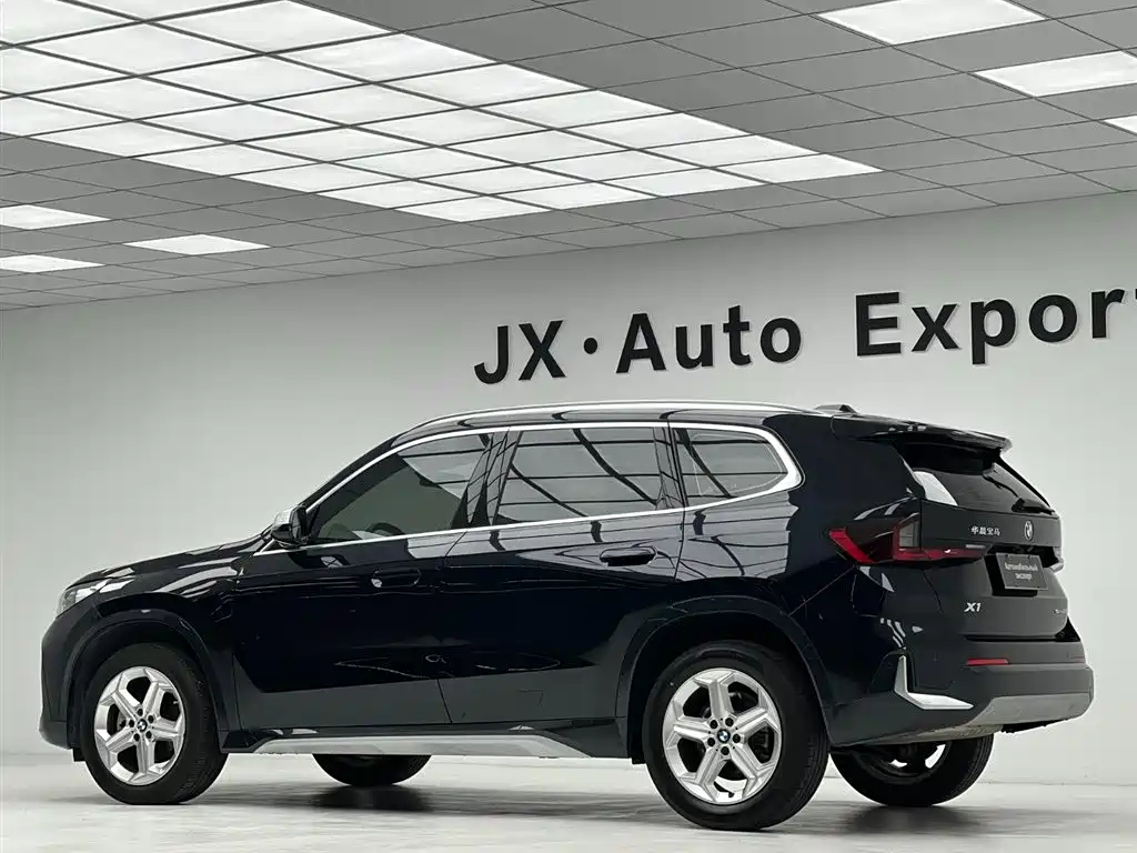 BMW X1 2023 sDrive20Li X