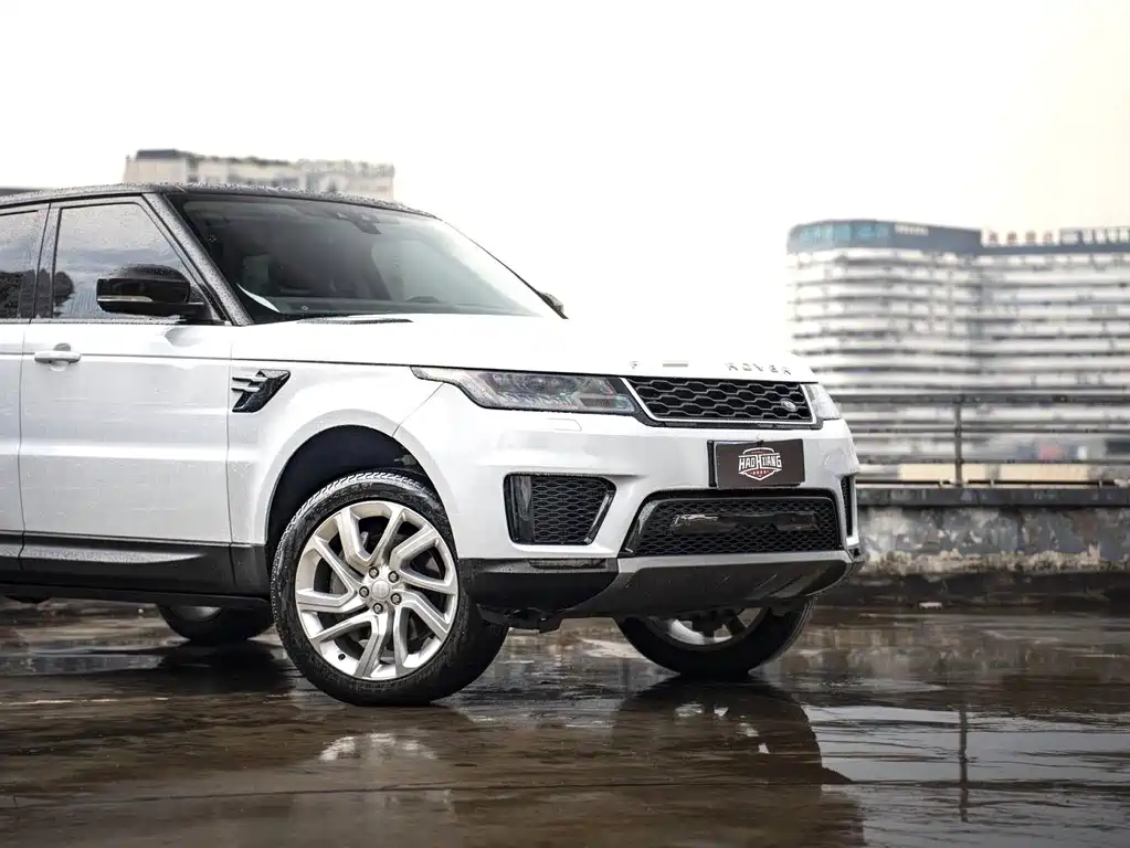 Land Rover Range Rover Sport 2020 3.0 L6 SE