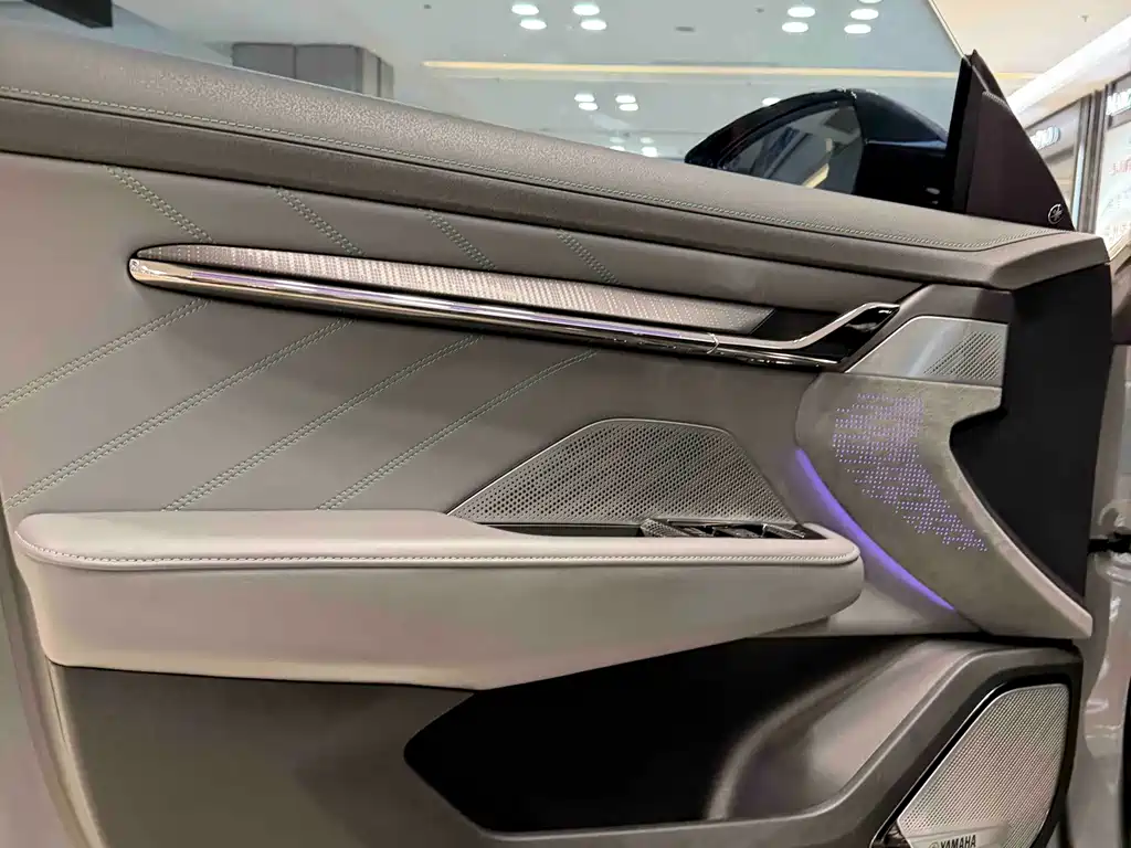 ZEEKR EXTREME KRYPTON 001