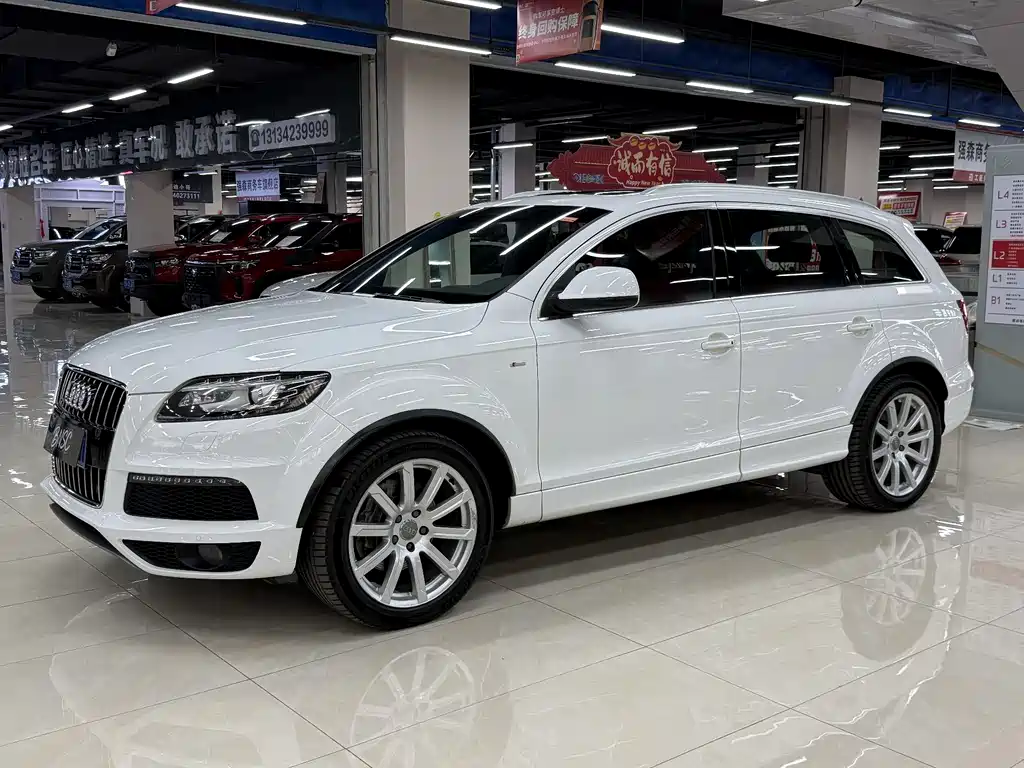 Audi Q7 2011
