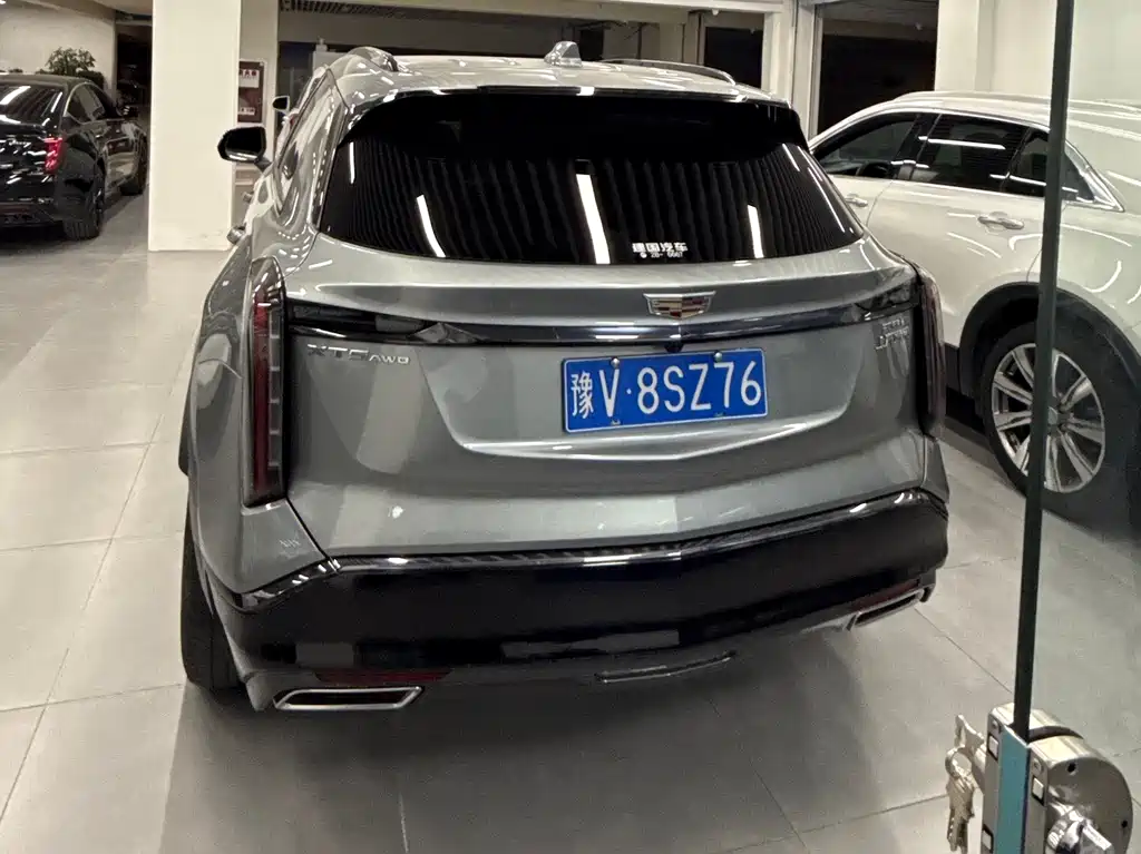 CADILLAC XT5