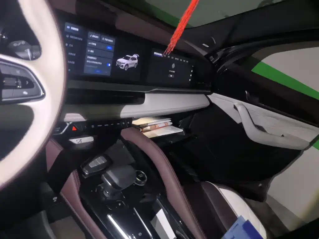 Geely Xingyue L — миниатюра 9