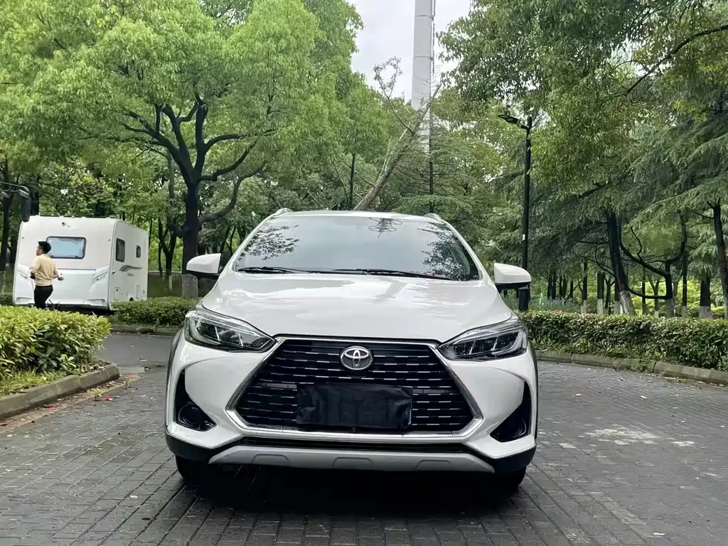 Toyota Yaris L 2019