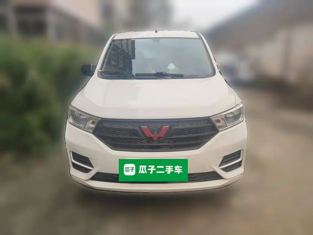 Wuling Hongguang — миниатюра 2