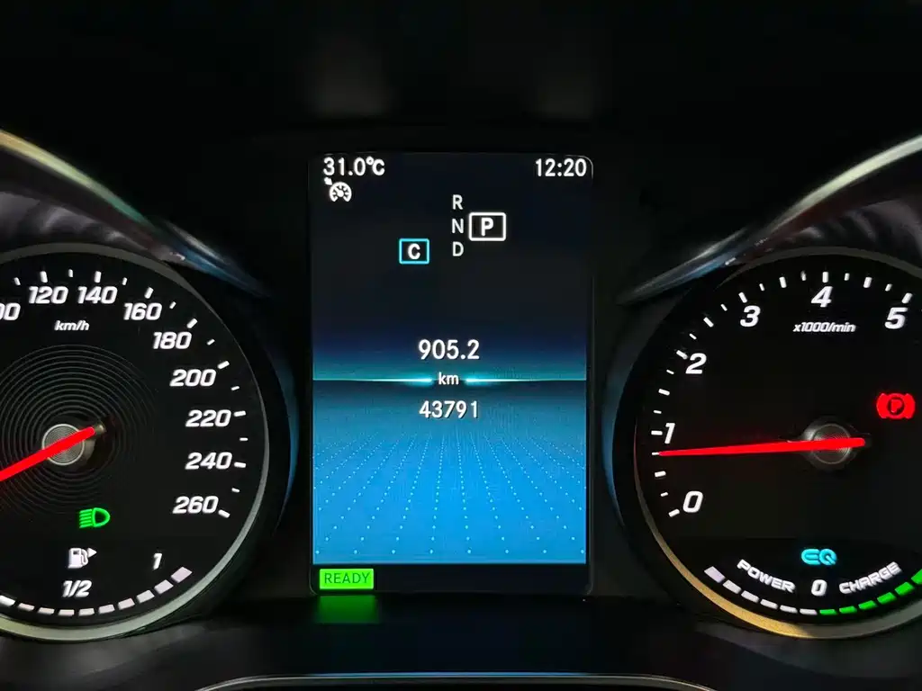 Mercedes-Benz C-Class — миниатюра 8
