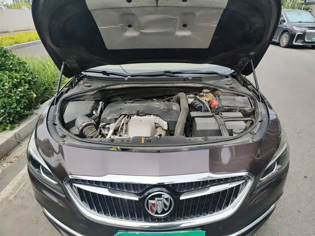 Buick LaCrosse — миниатюра 21