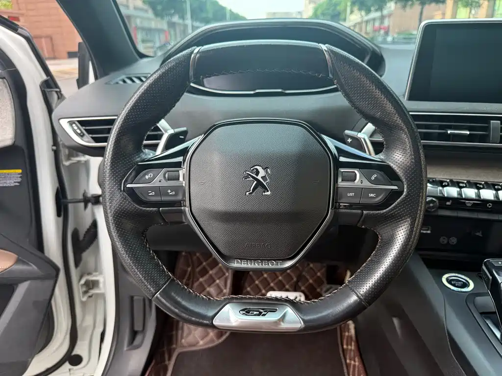 Peugeot 5008 — миниатюра 8