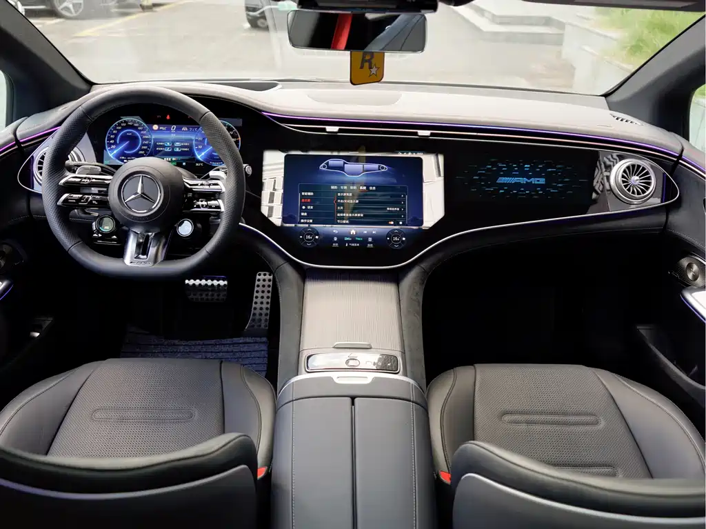 Mercedes-Benz EQE AMG — миниатюра 17