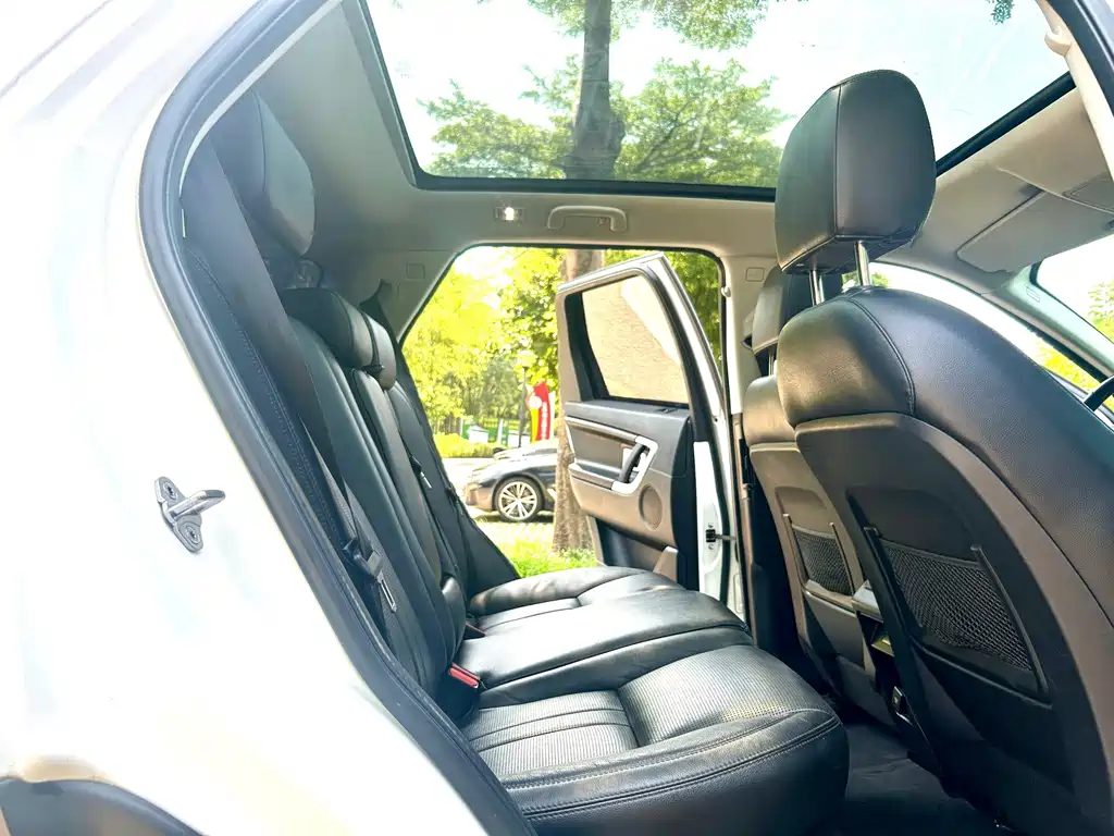 Land Rover Discovery Sport — миниатюра 15