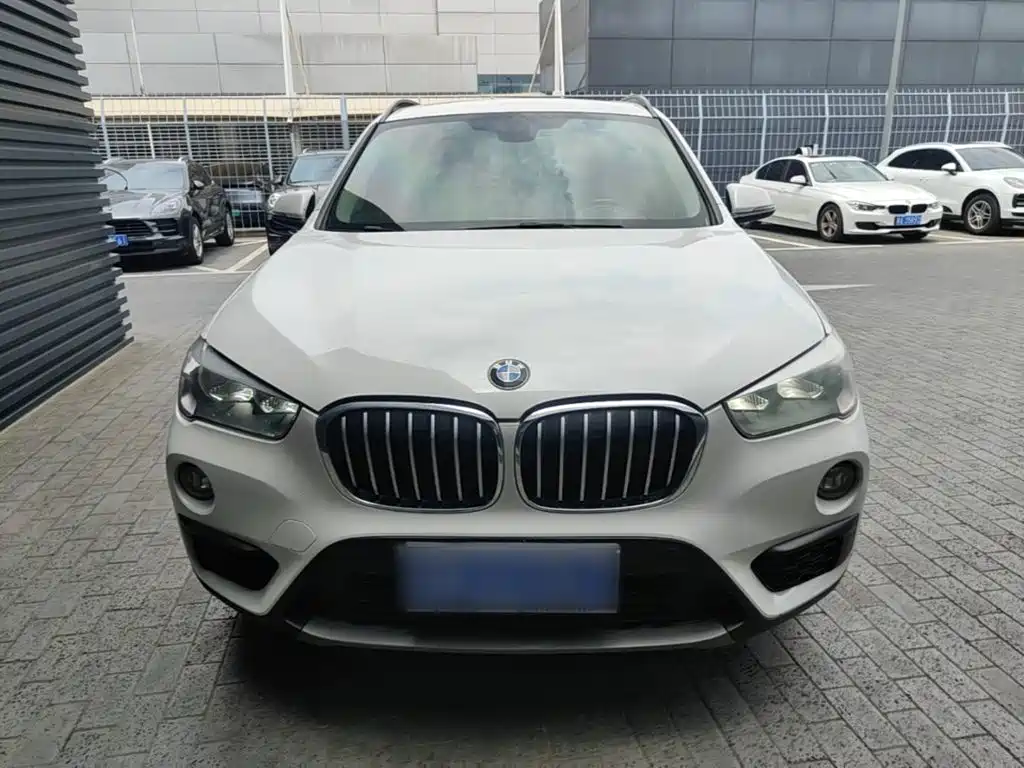 BMW X1 2016 sDrive18Li Fashion