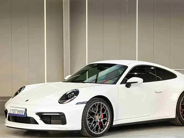 Porsche 911 2023