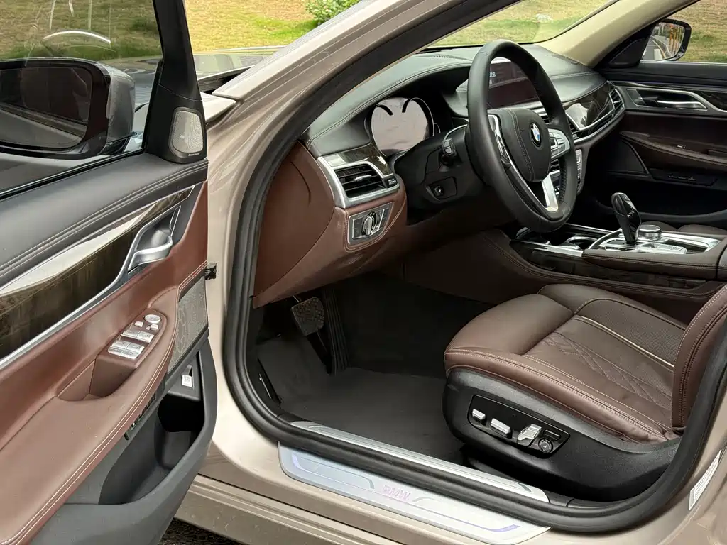 BMW 7 Series 7 2018 730Li Premium