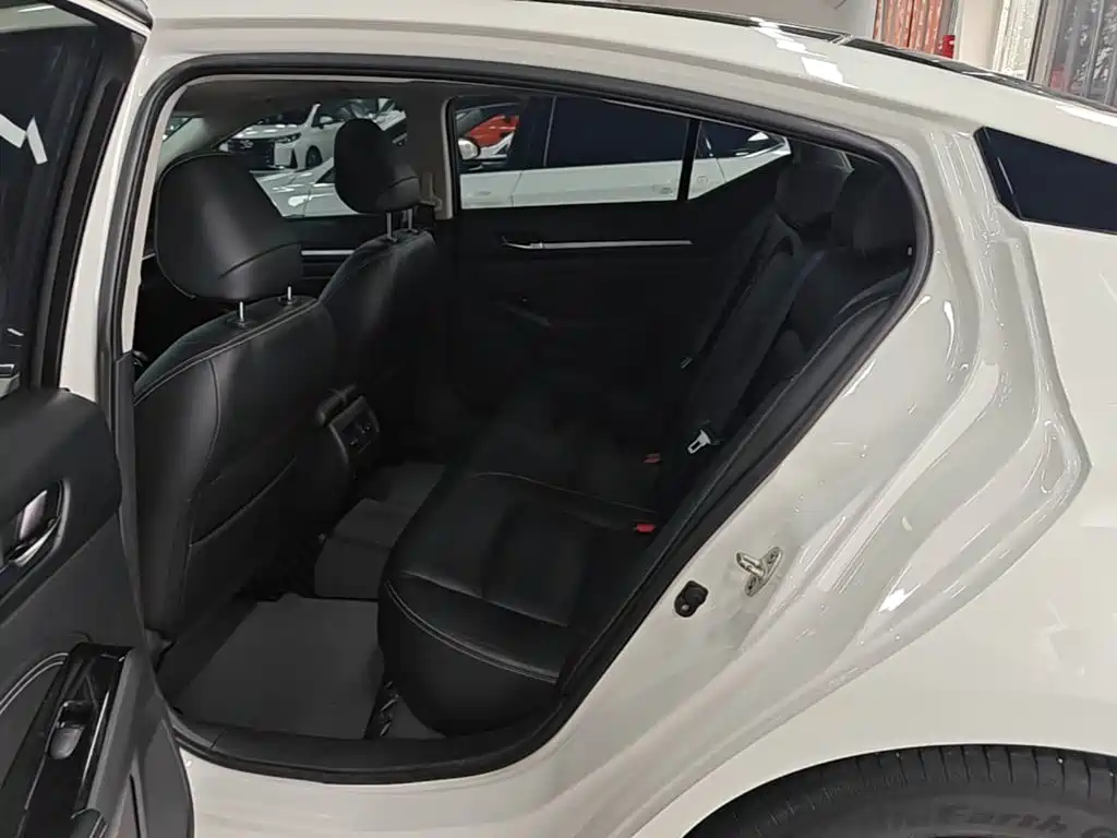 Nissan Teana — миниатюра 17