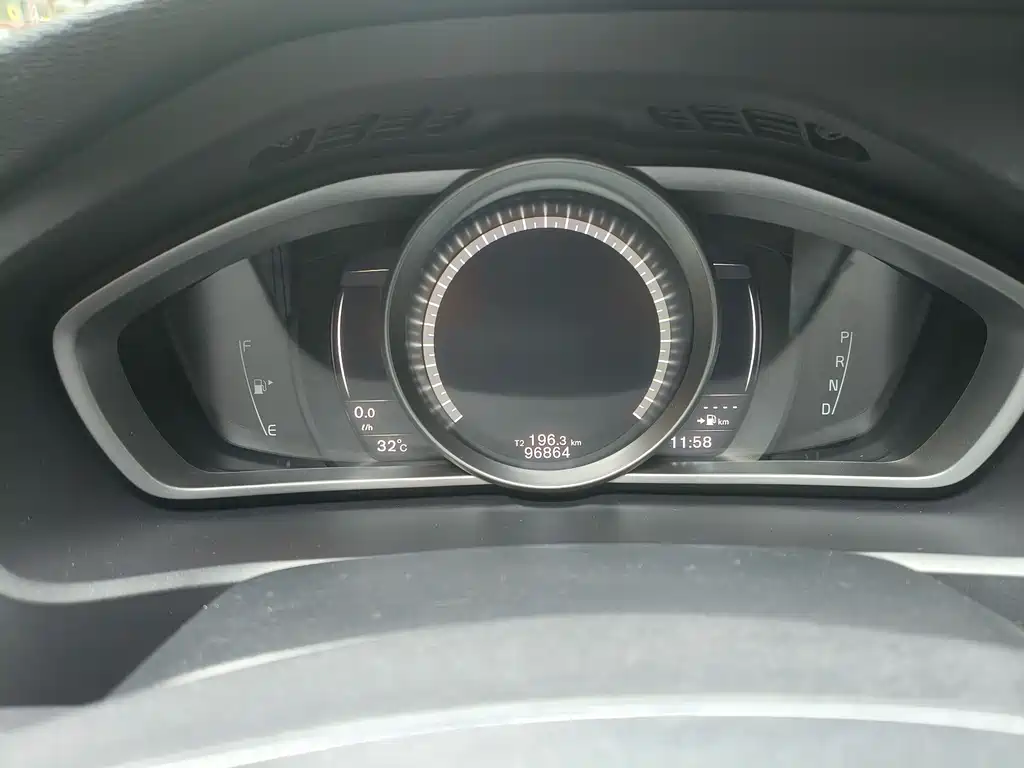 Volvo V40 — миниатюра 4