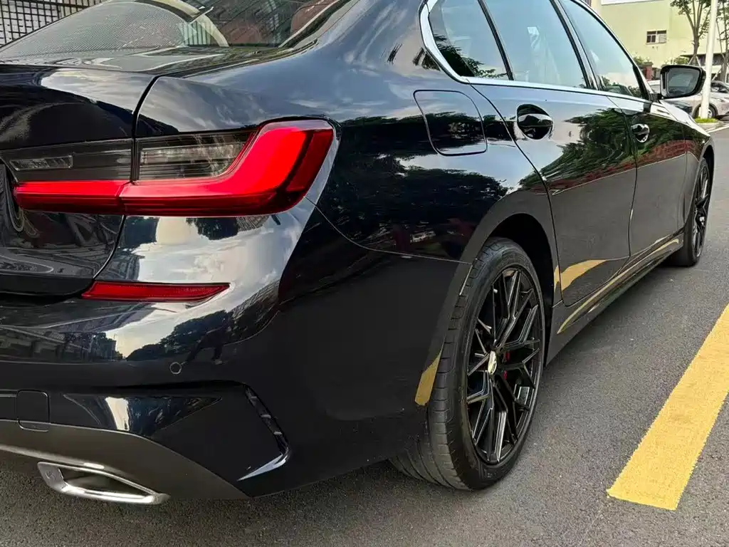BMW 3 Series — миниатюра 9