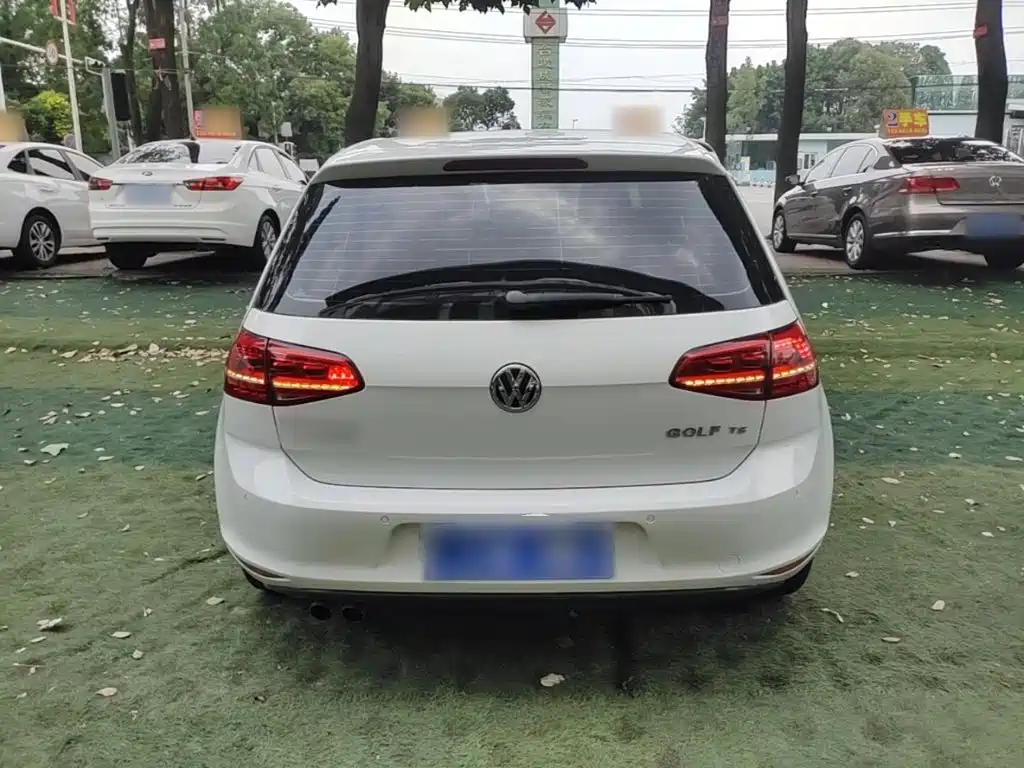 Volkswagen Golf 2015 1.4TSI AT Comfort