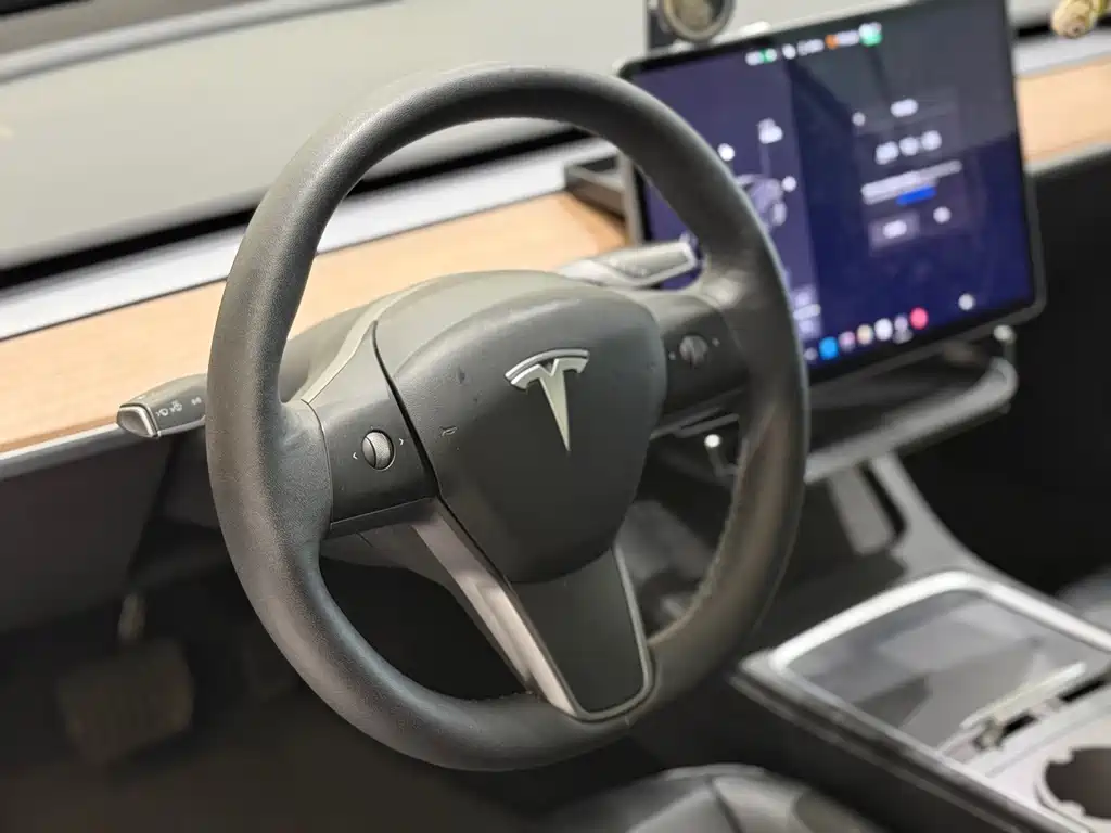 Tesla Model 3 — фотографии объявления, Фото 11