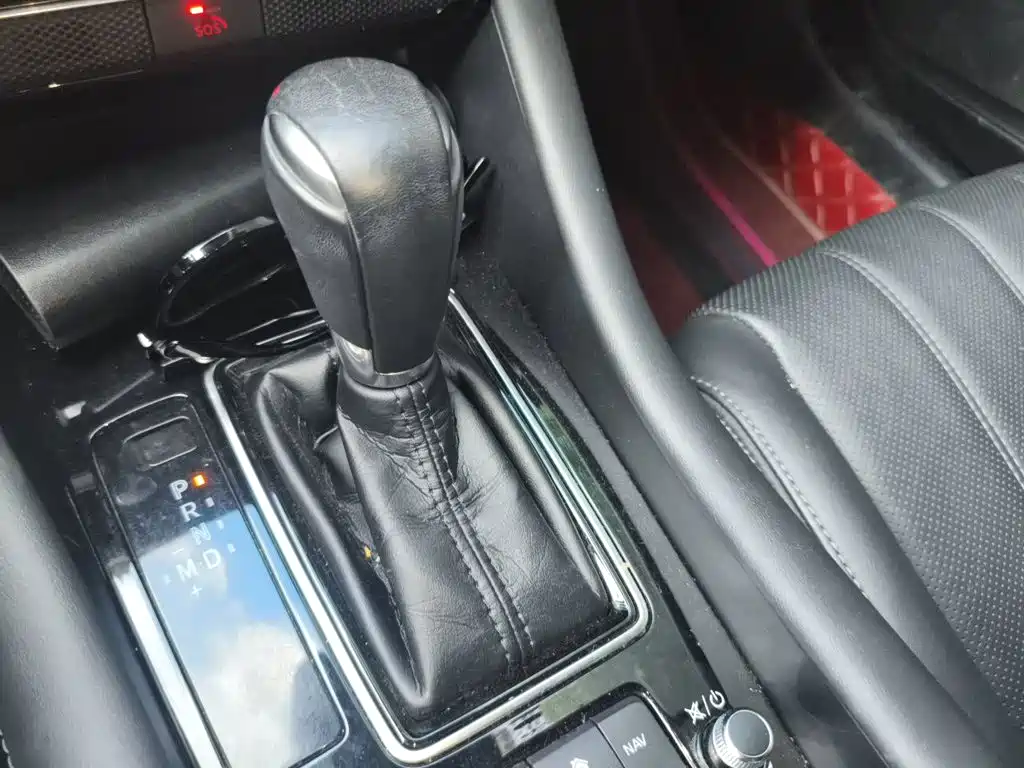 Mazda Atenza — миниатюра 7