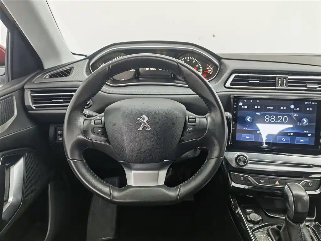 Peugeot 308 — фотографии объявления, Фото 11