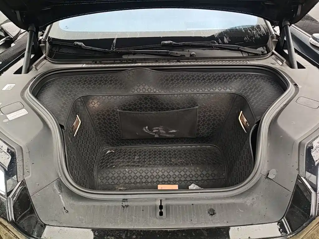 NIO ES8 — миниатюра 20