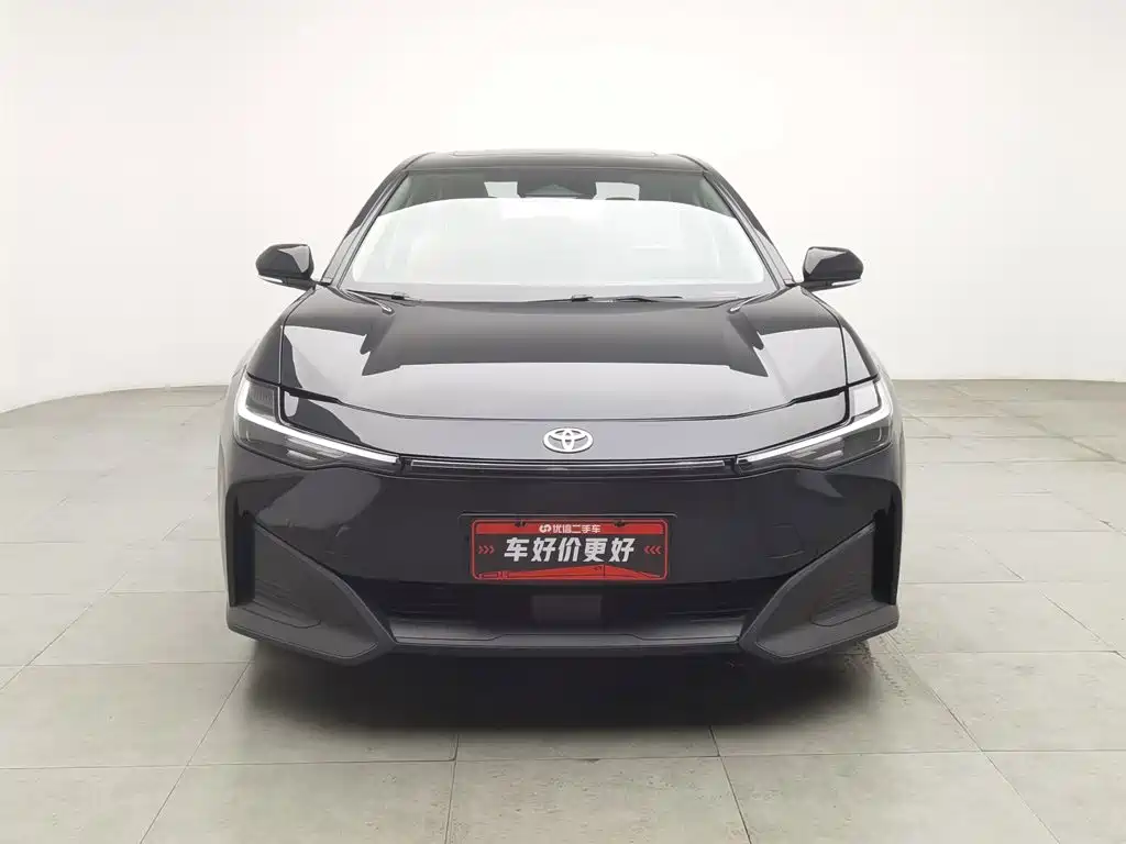 Toyota bZ3 — миниатюра 3
