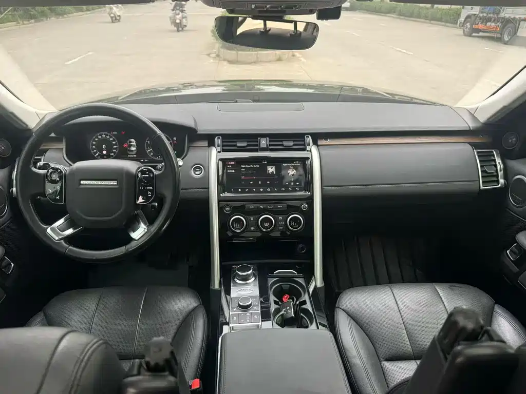 Land Rover Discovery 2019 3.0 SC V6 HSE