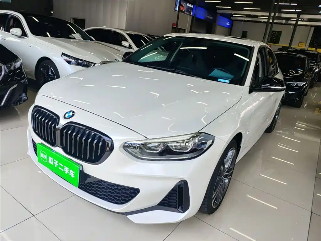 BMW 1 Series 2021
