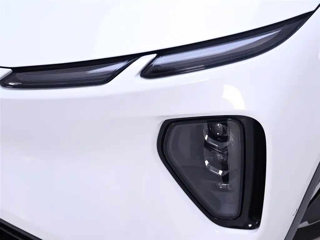NIO EC6 2024 75kWh