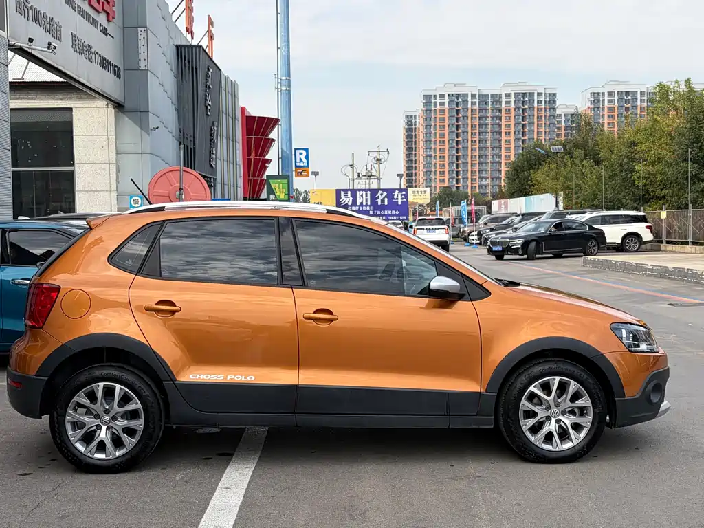 Volkswagen Polo — миниатюра 7