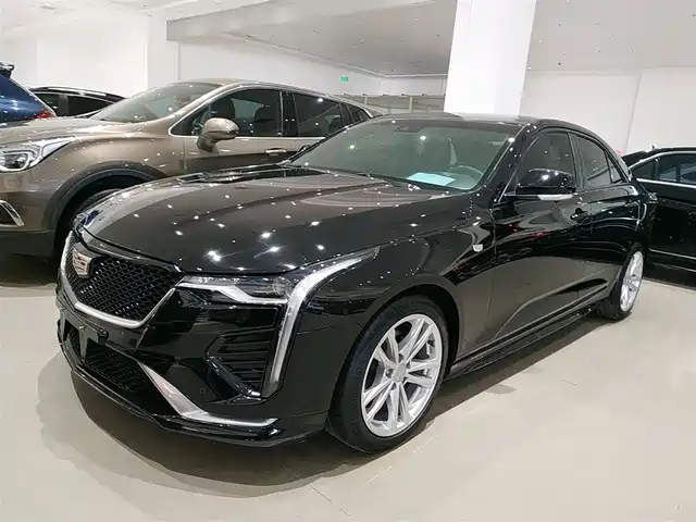 CADILLAC CT4