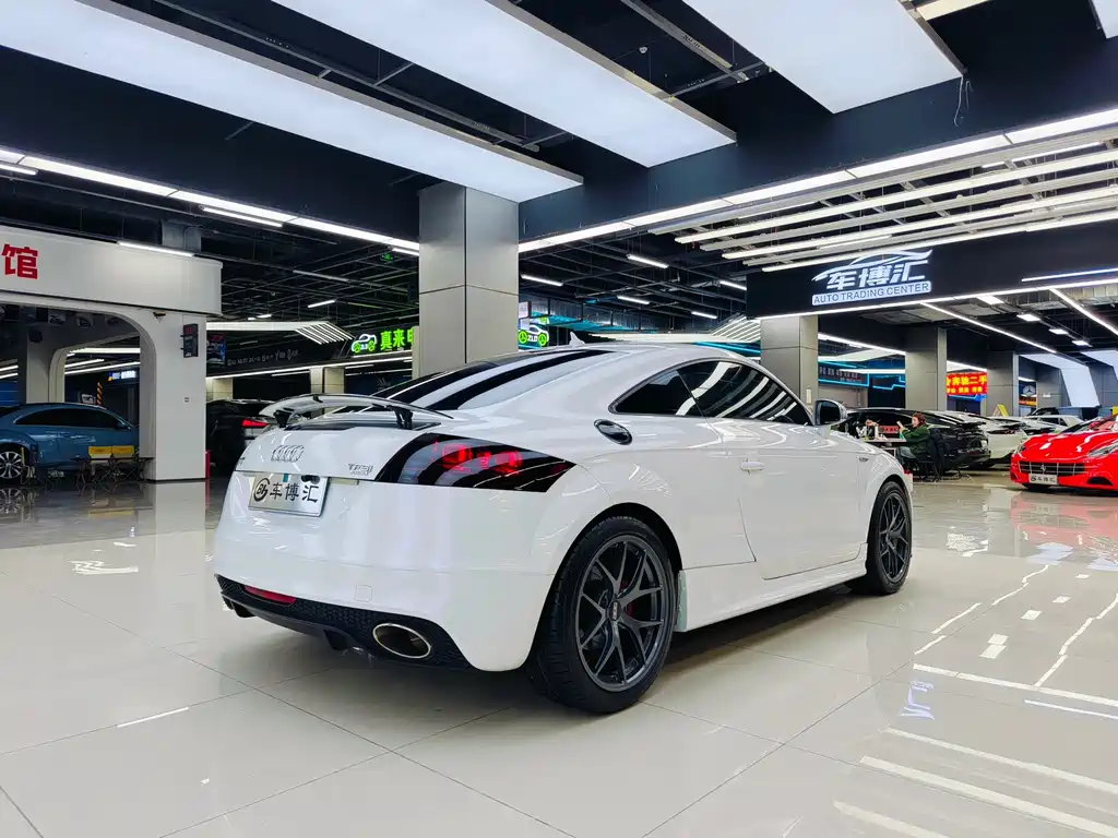 Audi TT 2011 TT Coupe 2.0TFSI