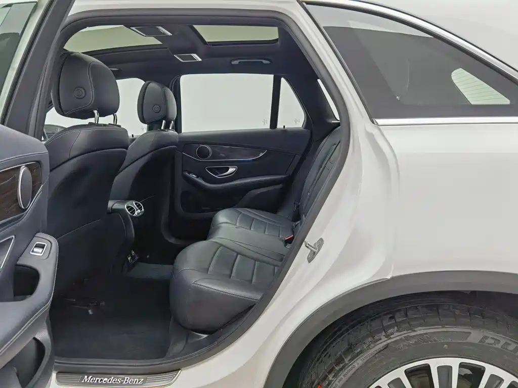Mercedes-Benz GLC — миниатюра 15