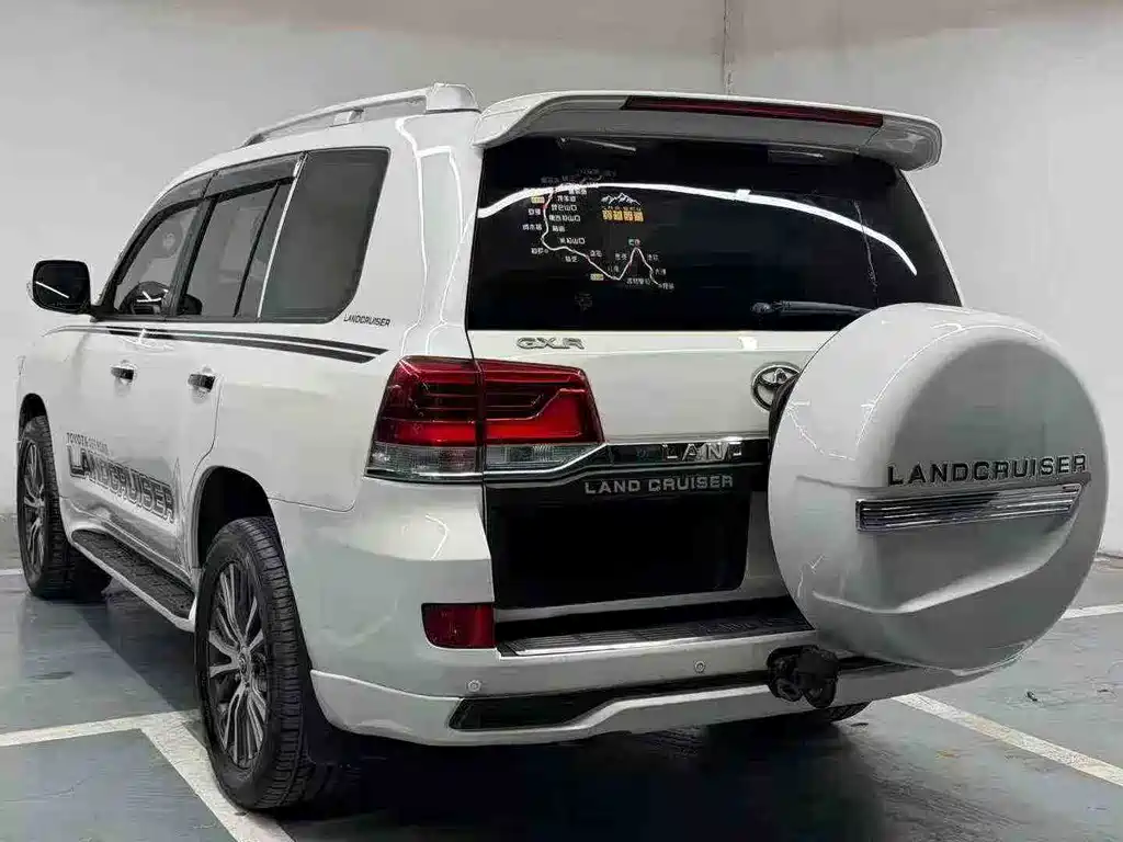 Toyota Land Cruiser 2018 4.0L AT