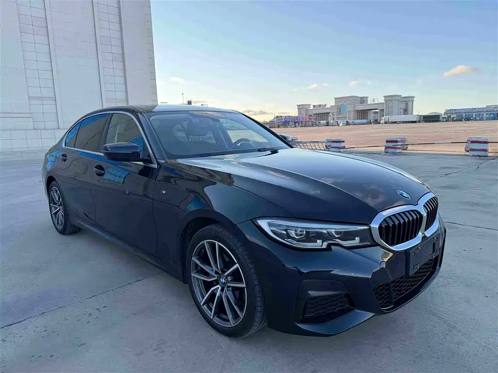 BMW 3 Series — миниатюра 3