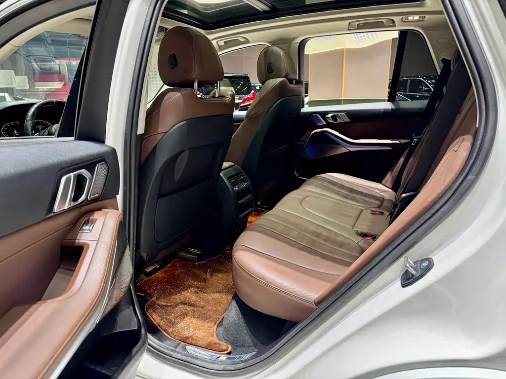 BMW X5 (Import) — миниатюра 5