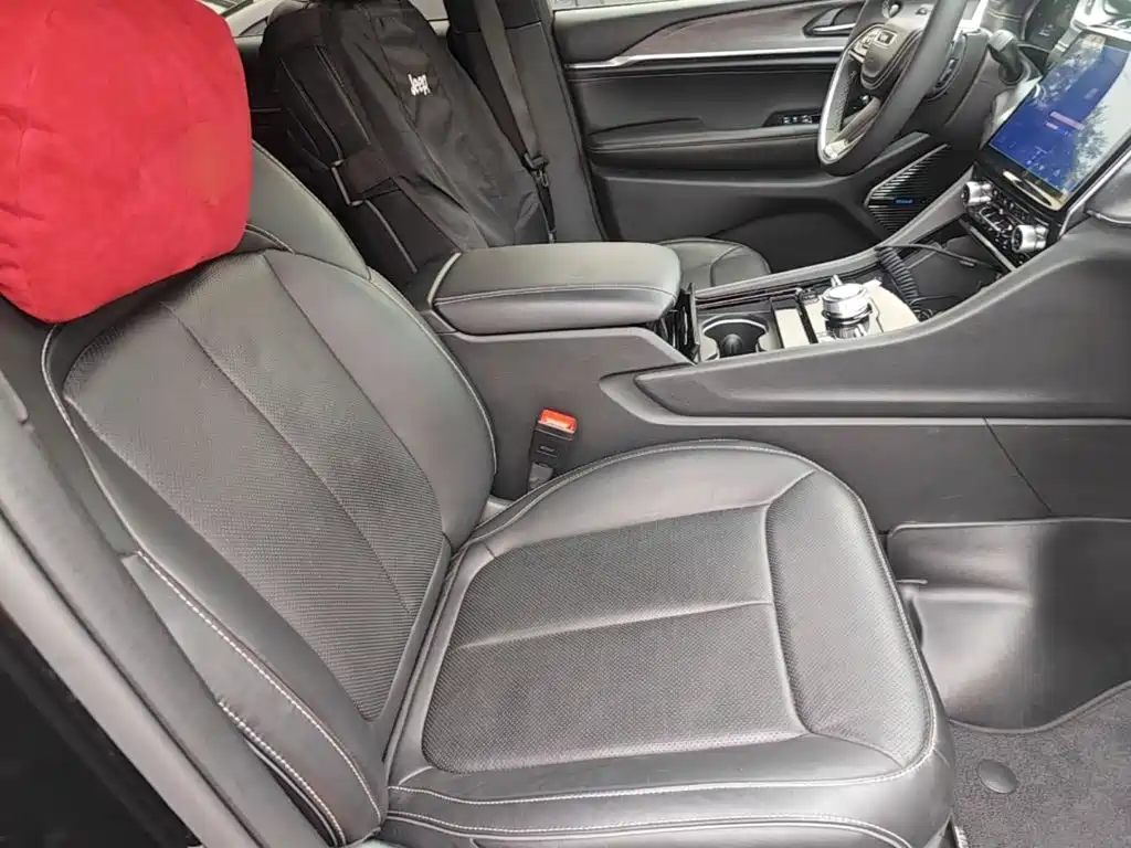 Jeep Grand Cherokee 4xe (Import) — миниатюра 25