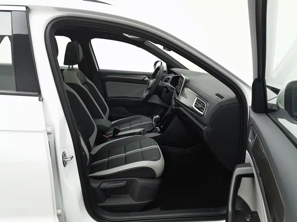 Volkswagen T-Roc — миниатюра 23
