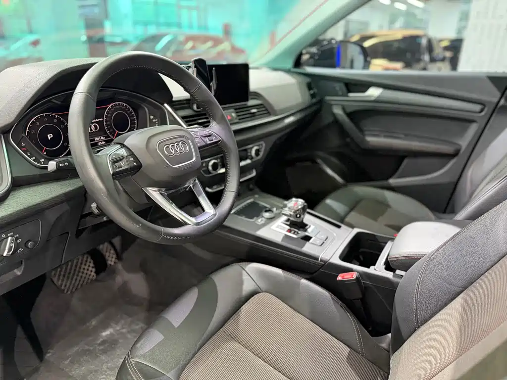 Audi Q5L — миниатюра 5