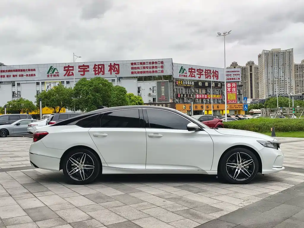 Honda Inspire — миниатюра 5
