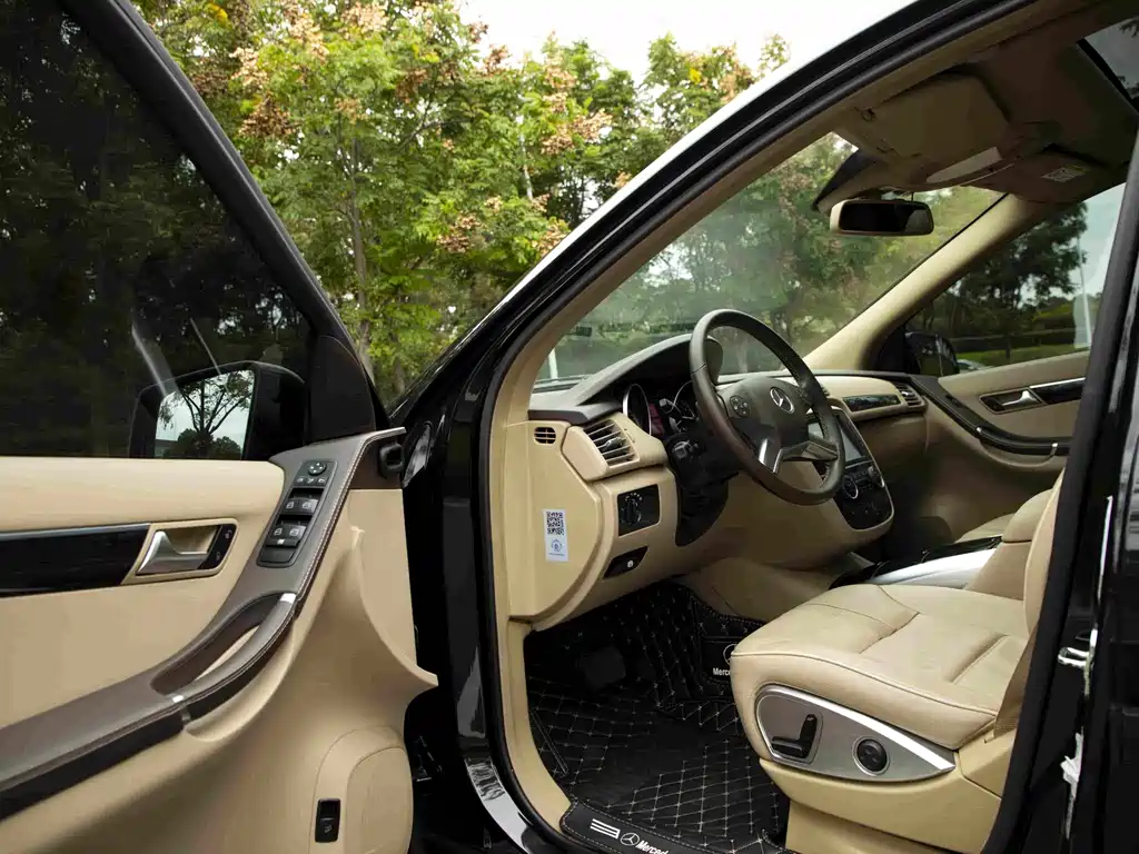 Mercedes-Benz R-Class — миниатюра 10