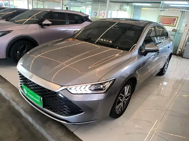 2022 BYD Qin