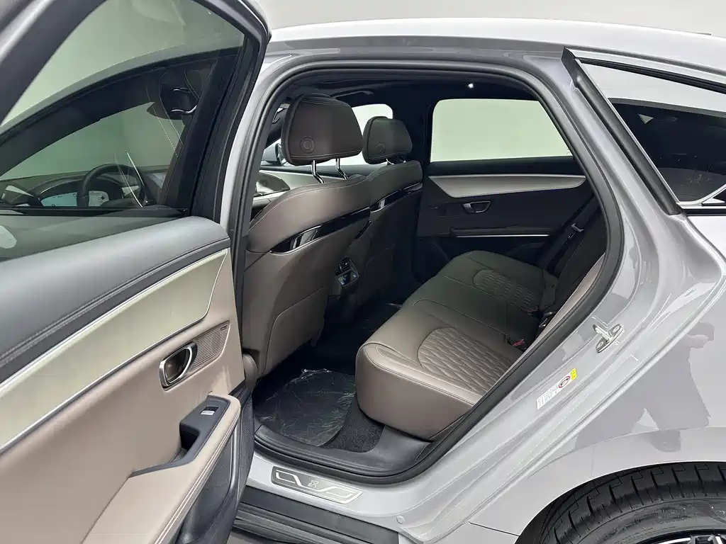 BYD Han 2025 DM-i Smart Drive 125KM Flagship