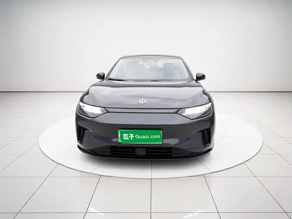 Leapmotor Leapmotor C11 — миниатюра 2